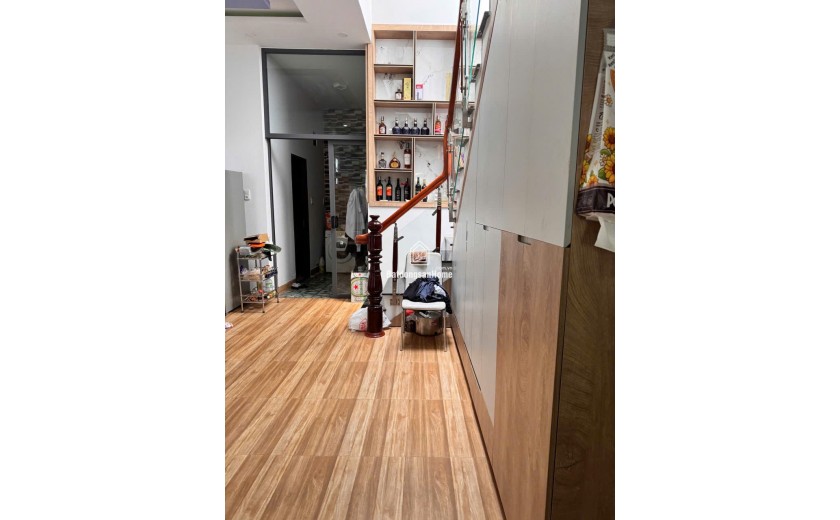 Bán nhà 1 trệt 1 lầu hẻm Xóm Chiếu, gần KĐT Vĩnh Điềm Trung, 100m², giá 3,9 tỷ